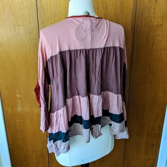 { Anthropologie } Colorblock Ruffle Top - Picture 4 of 4